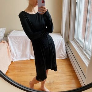 SOLD Gentle Fawn long sleeve black dress